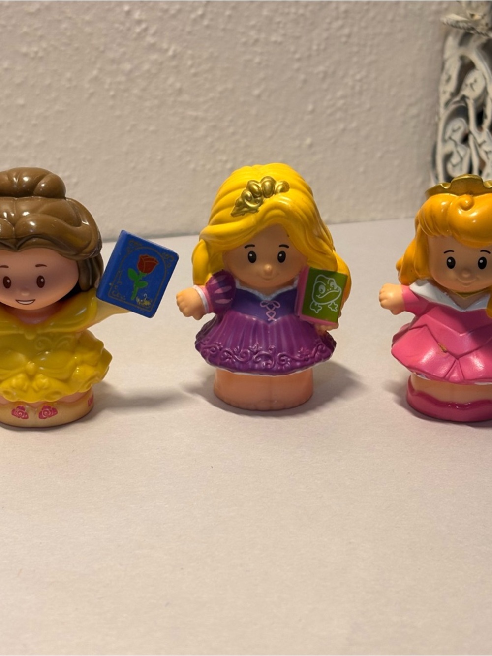 Disney Princess Little people Lot Toy Figure for Kids - Disney/Fisher price